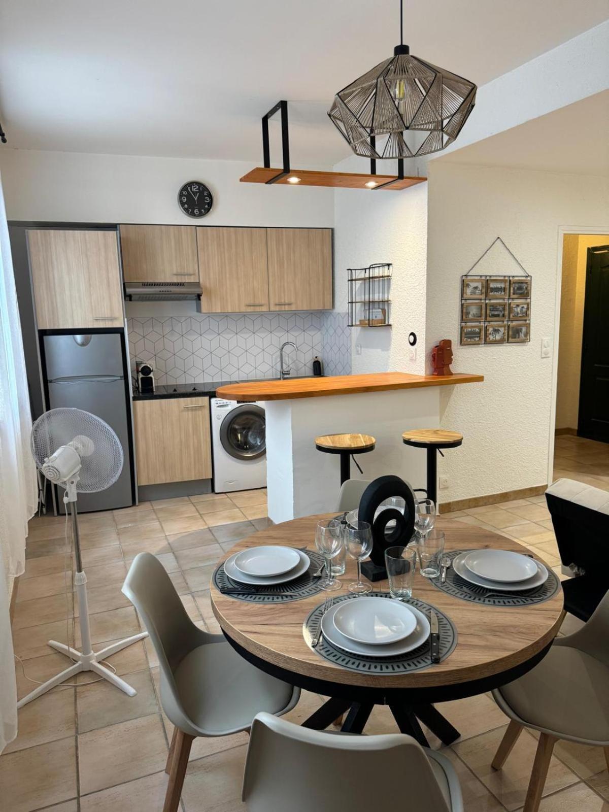 Charmant Appartement En Hypercentre De Castelnaudary Esterno foto